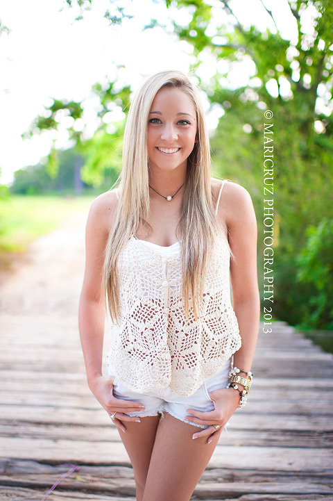 Maricruz Photography | Spring TX Senior Photographer