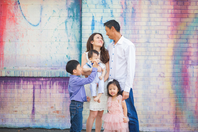 Houston family photographer, cotton candy wall. 